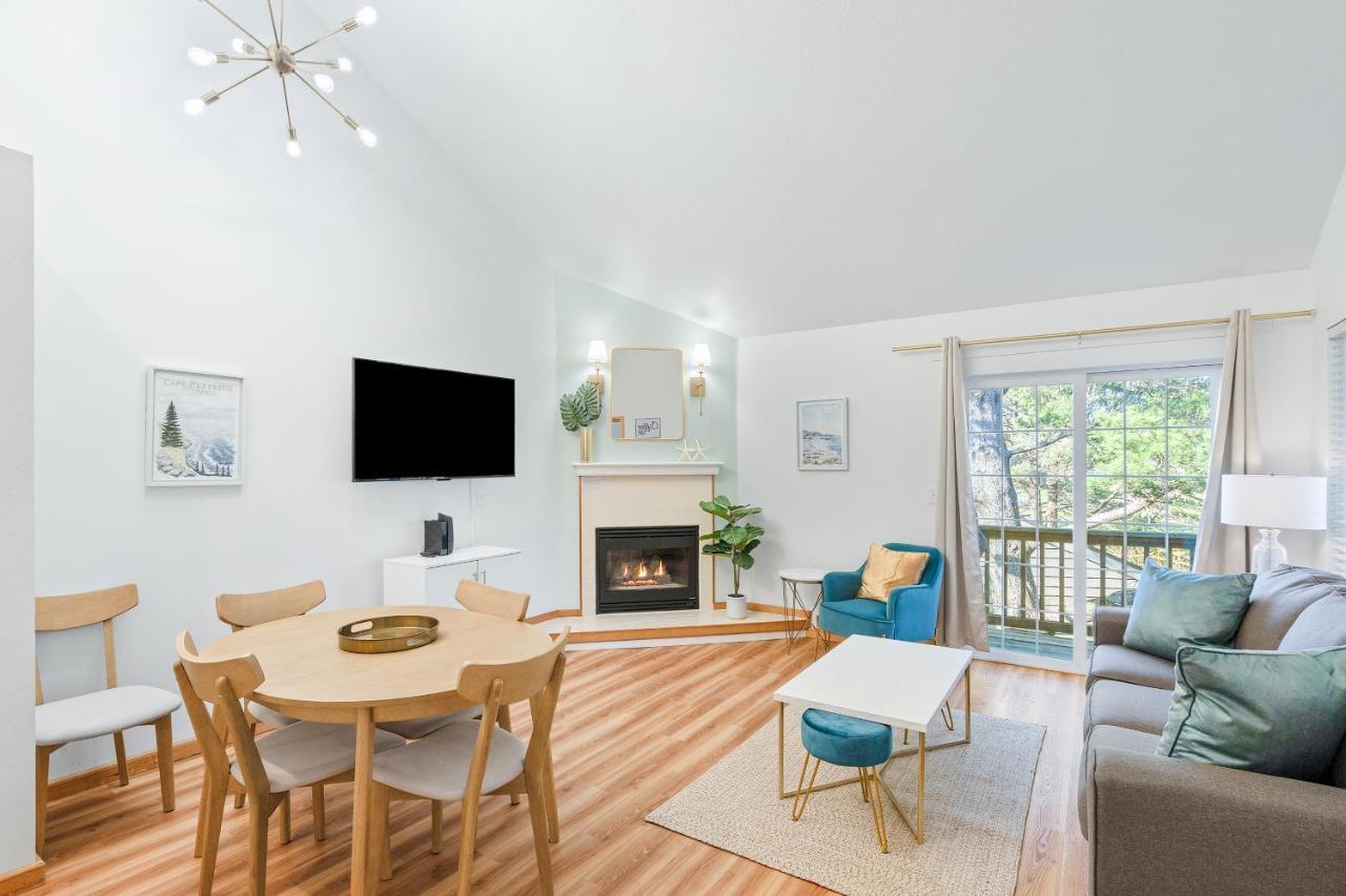 Cannon Beach Vibes, Steps To The Beach,Wifi,3 Full Bedroom En Suites With 3 Fireplaces,Near Downtown Buitenkant foto