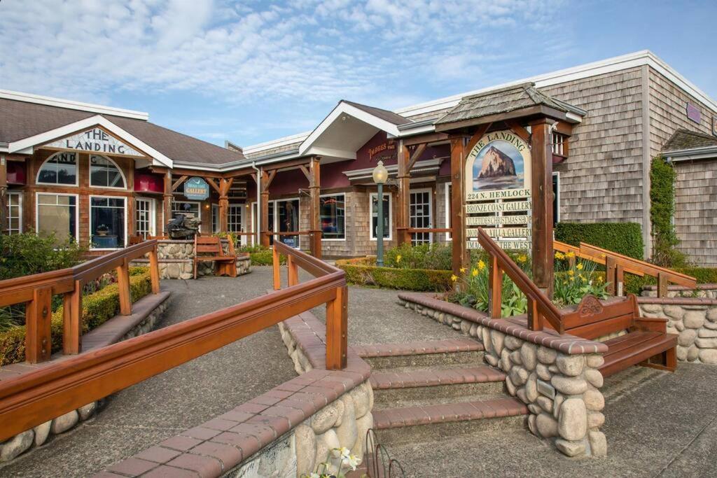 Cannon Beach Vibes, Steps To The Beach,Wifi,3 Full Bedroom En Suites With 3 Fireplaces,Near Downtown Buitenkant foto